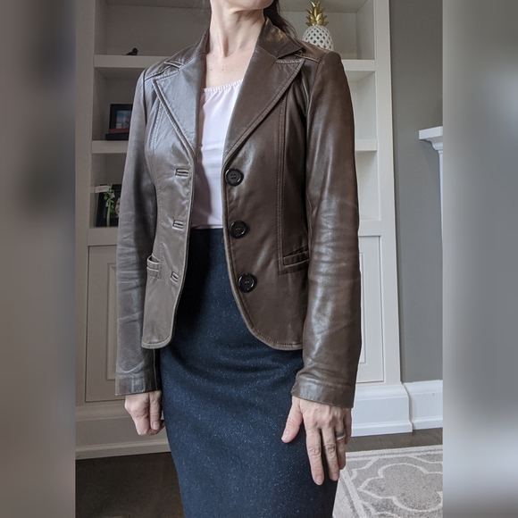 Vintage Danier 💯 leather jacket XS